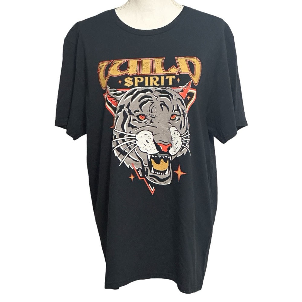 Tee Luv Black Wild Spirit Tiger Graphic T-shirt NWT